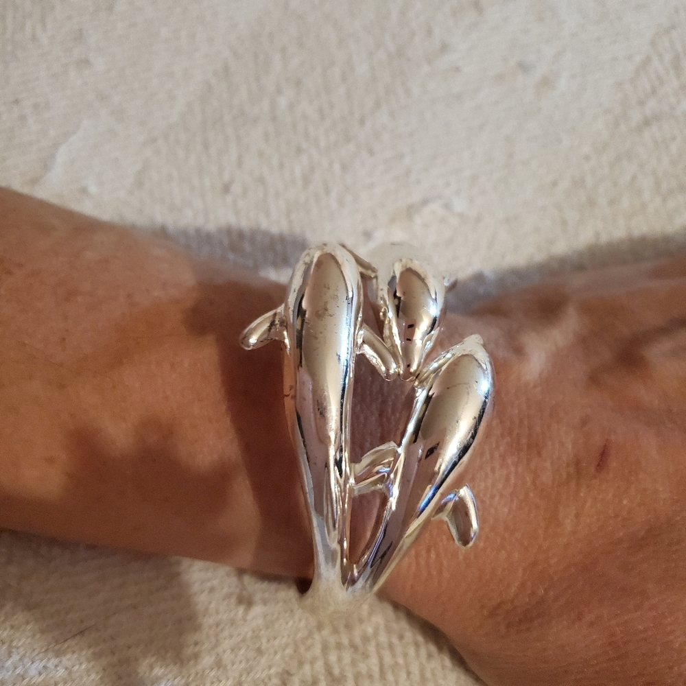 Dolphin bangle bracelet silver plated